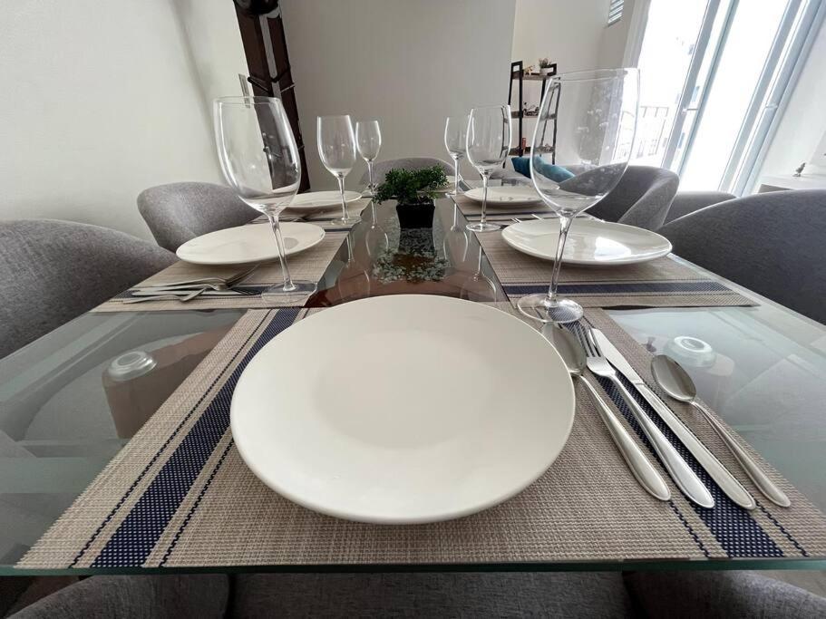 Luxury Apartment In Miraflores With Rooftop Pool Лима Экстерьер фото